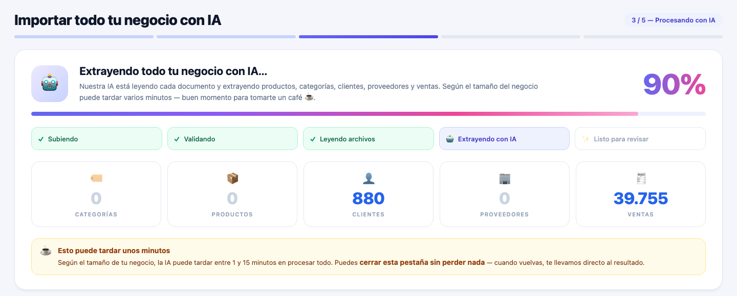 Importador de catálogo con IA de FactuTPV procesando archivos heterogéneos